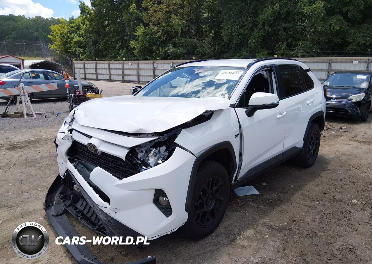 2021 Toyota Rav4 Xle VIN:2T3W1RFV4MC163297 - 2