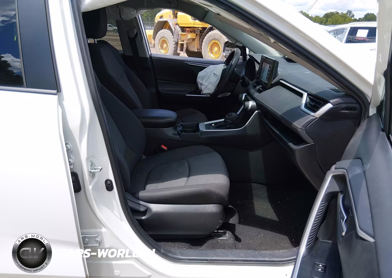 2021 Toyota Rav4 Xle VIN:2T3W1RFV4MC163297 - 5