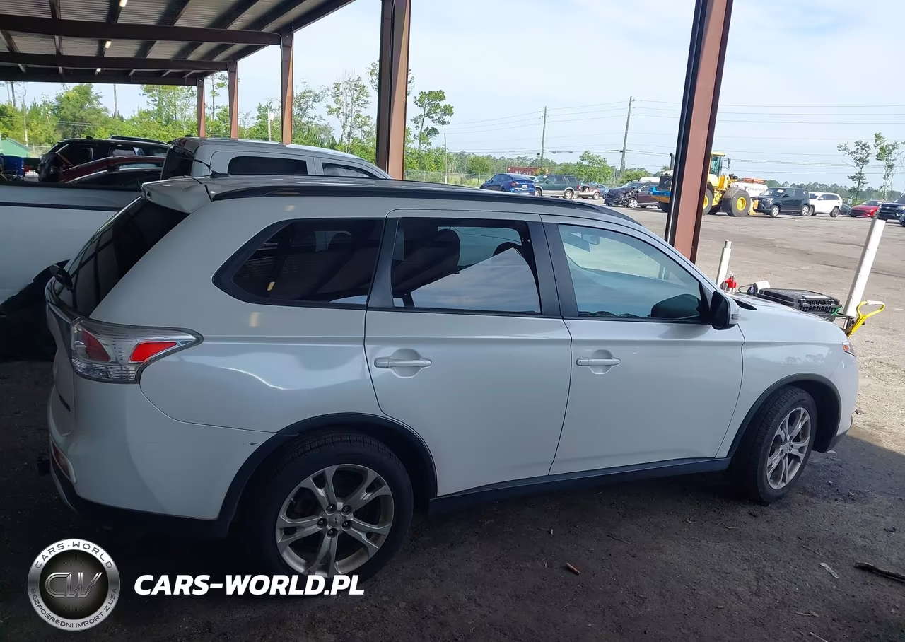 2015 Mitsubishi Outlander Se VIN:JA4AZ3A39FZ002638 - 13