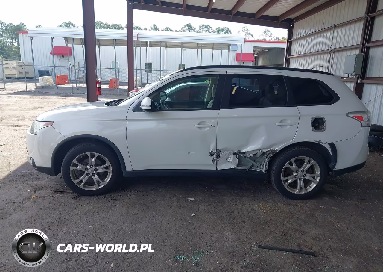 2015 Mitsubishi Outlander Se VIN:JA4AZ3A39FZ002638 - 14
