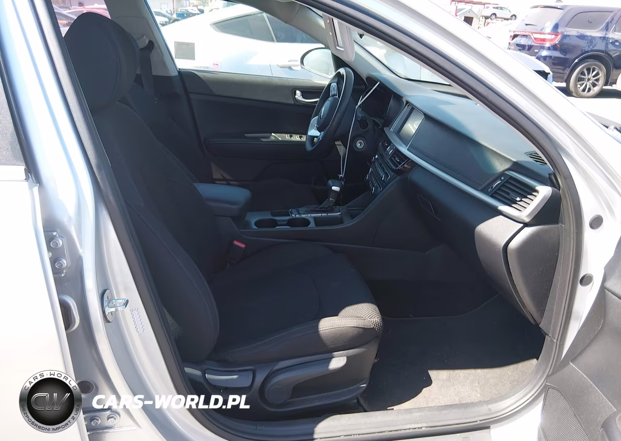 2019 Kia Optima Lx VIN:5XXGT4L37KG363870 - 5