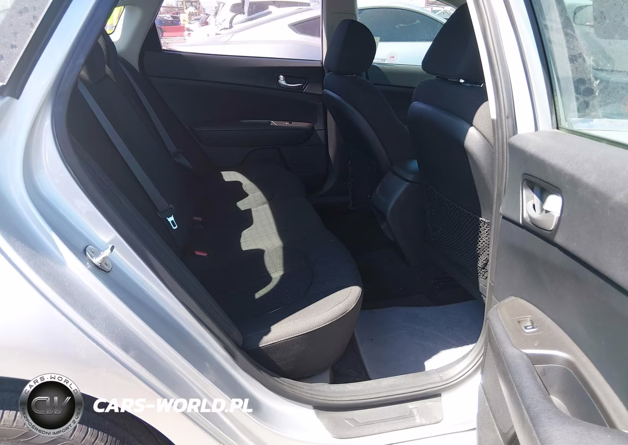 2019 Kia Optima Lx VIN:5XXGT4L37KG363870 - 8