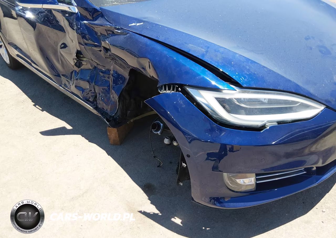 2018 Tesla Model S VIN:5YJSA1E26JF295646 - 13