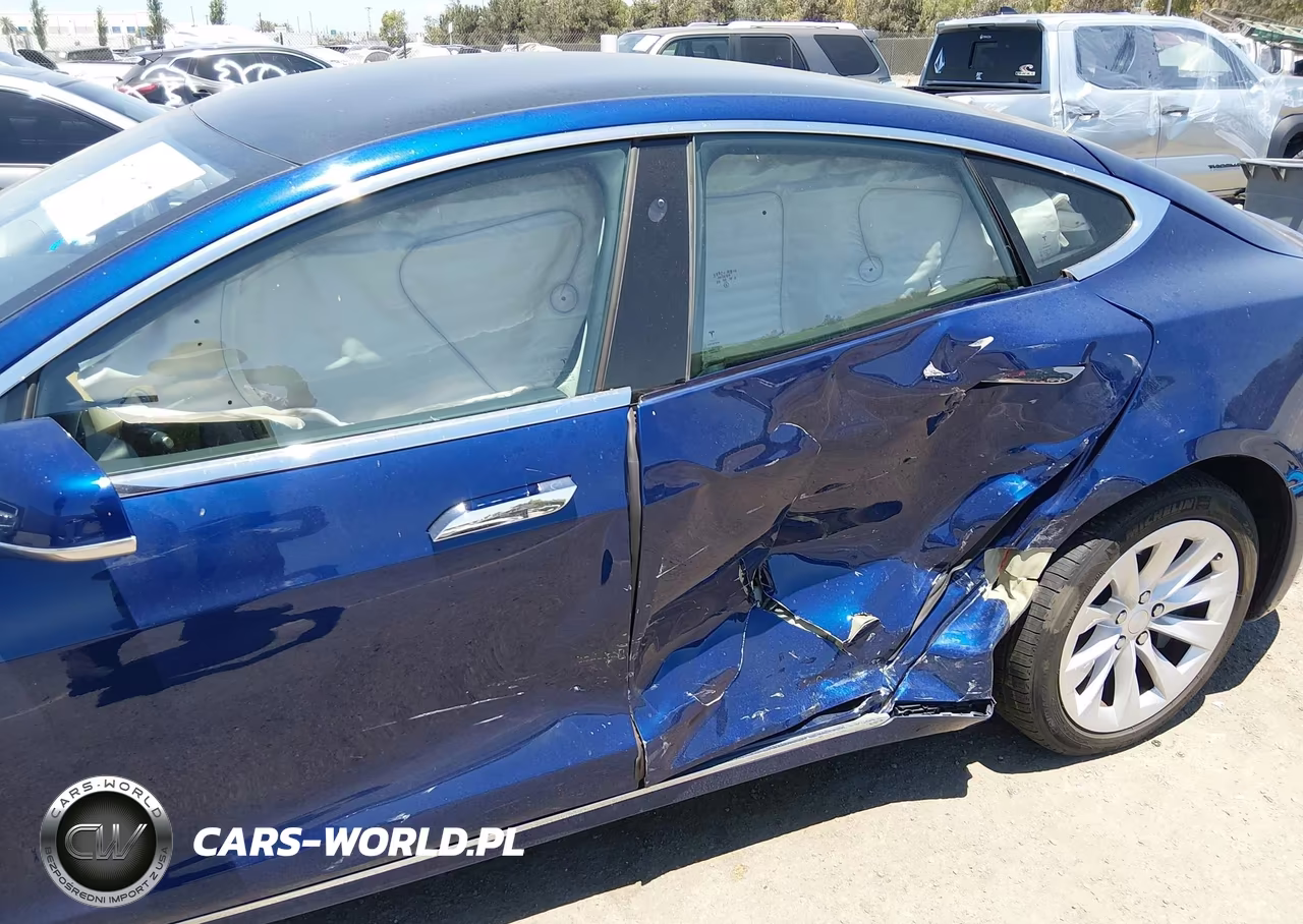 2018 Tesla Model S VIN:5YJSA1E26JF295646 - 14