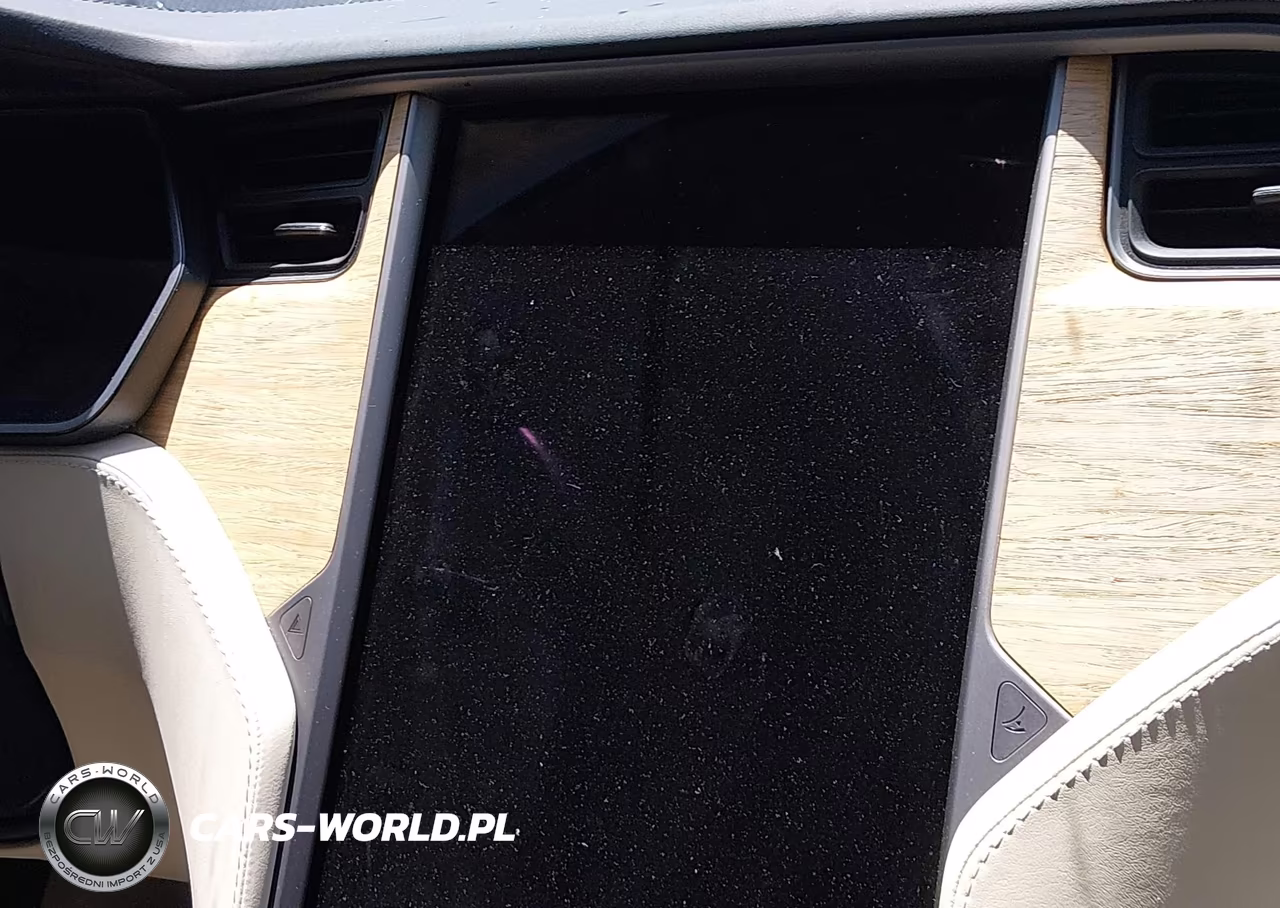 2018 Tesla Model S VIN:5YJSA1E26JF295646 - 19