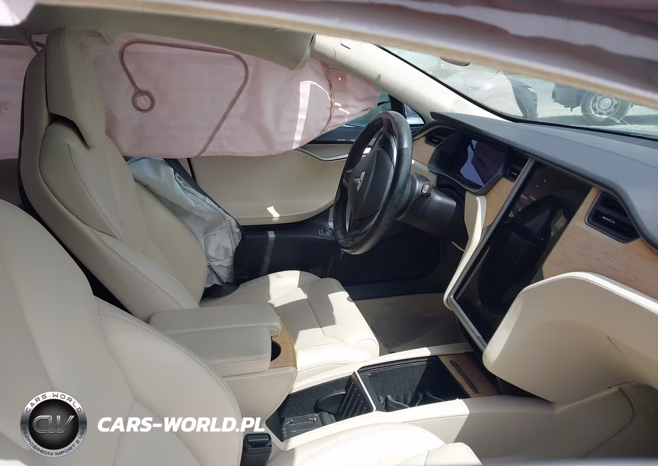 2018 Tesla Model S VIN:5YJSA1E26JF295646 - 5