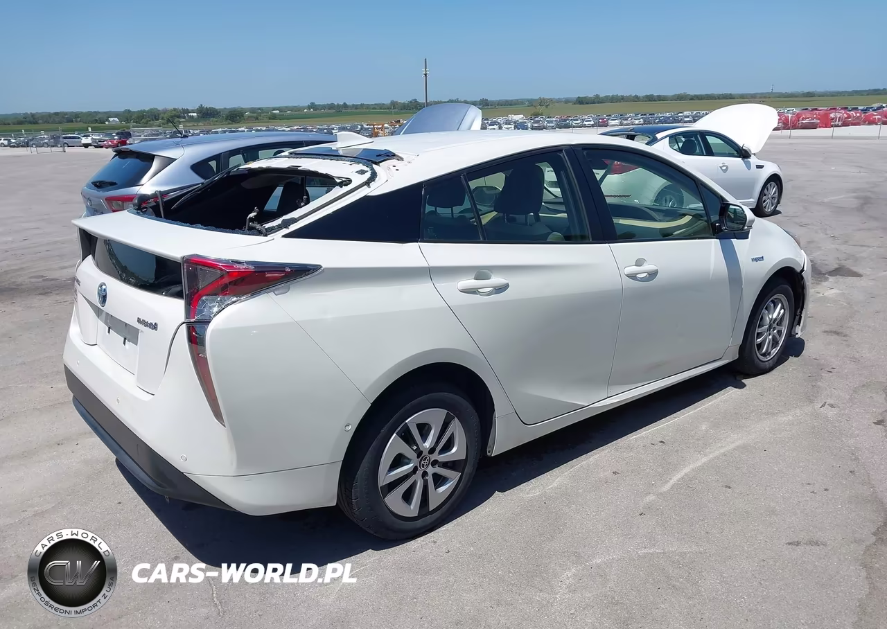 2017 Toyota Prius Two VIN:JTDKBRFU4H3565220 - 4
