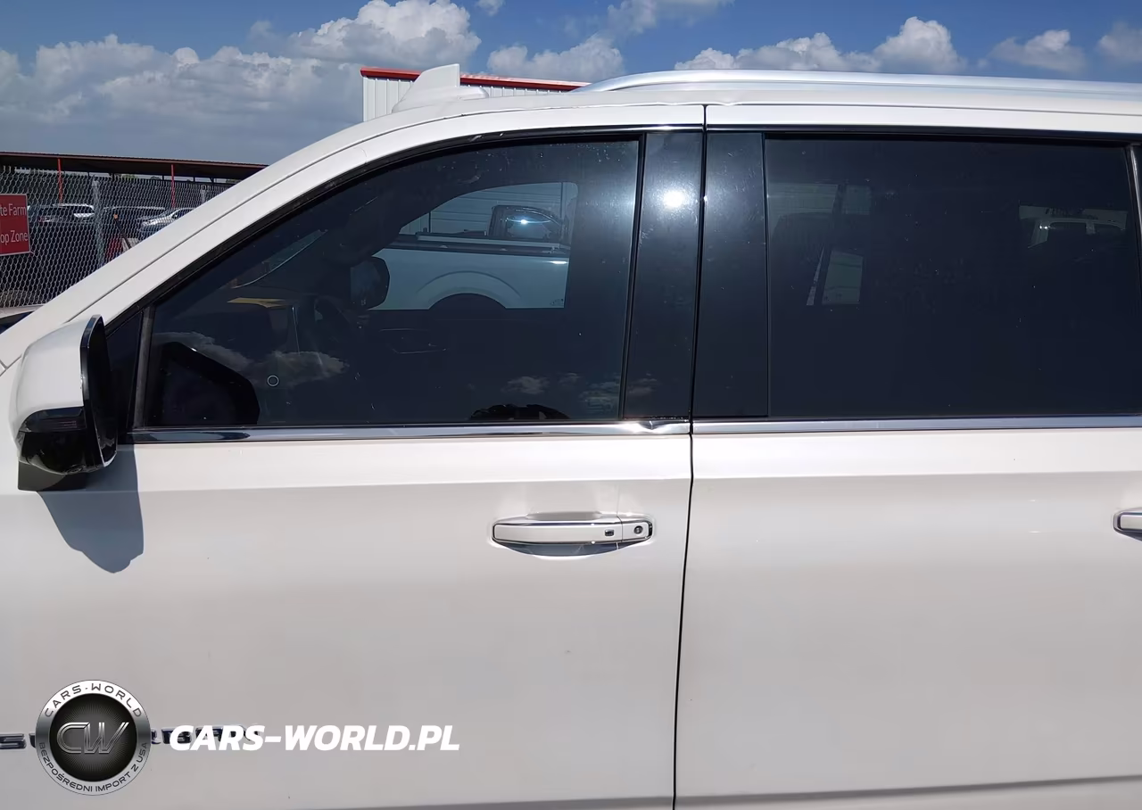 2023 Chevrolet Suburban 4Wd High Country VIN:1GNSKGKL6PR220565 - 15