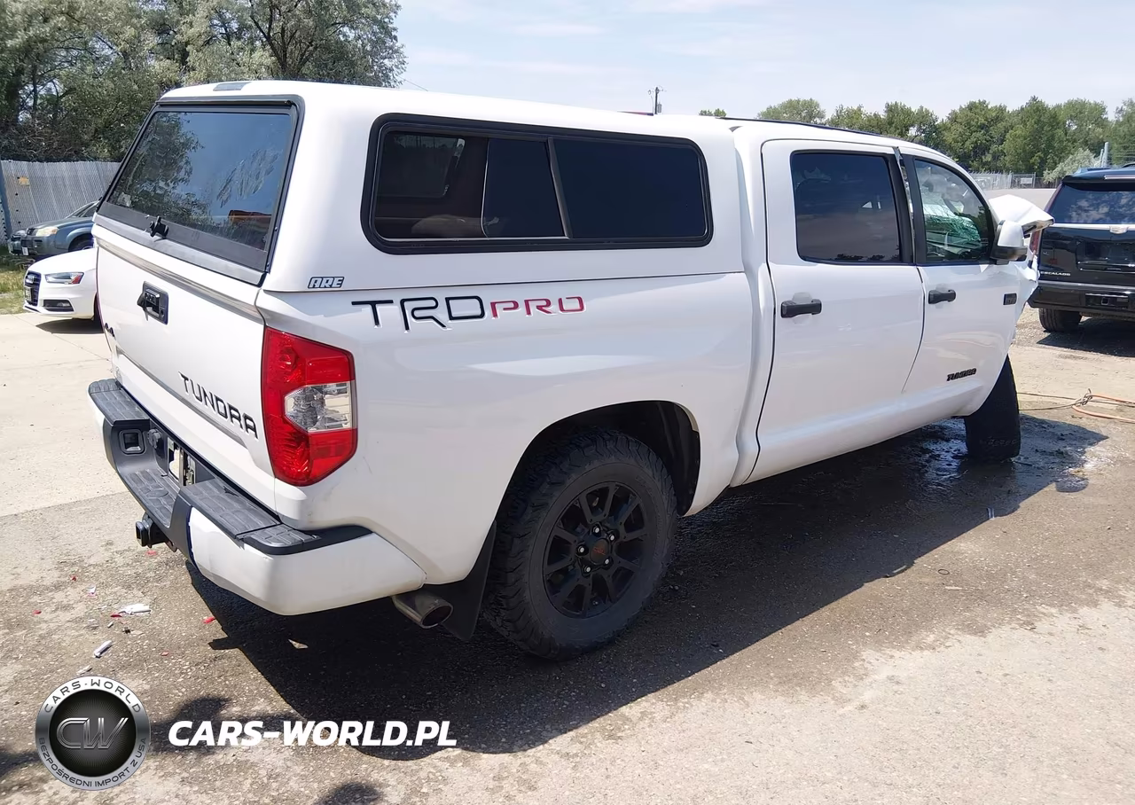 2017 Toyota Tundra Trd Pro 5.7L V8 VIN:5TFDW5F13HX641546 - 4