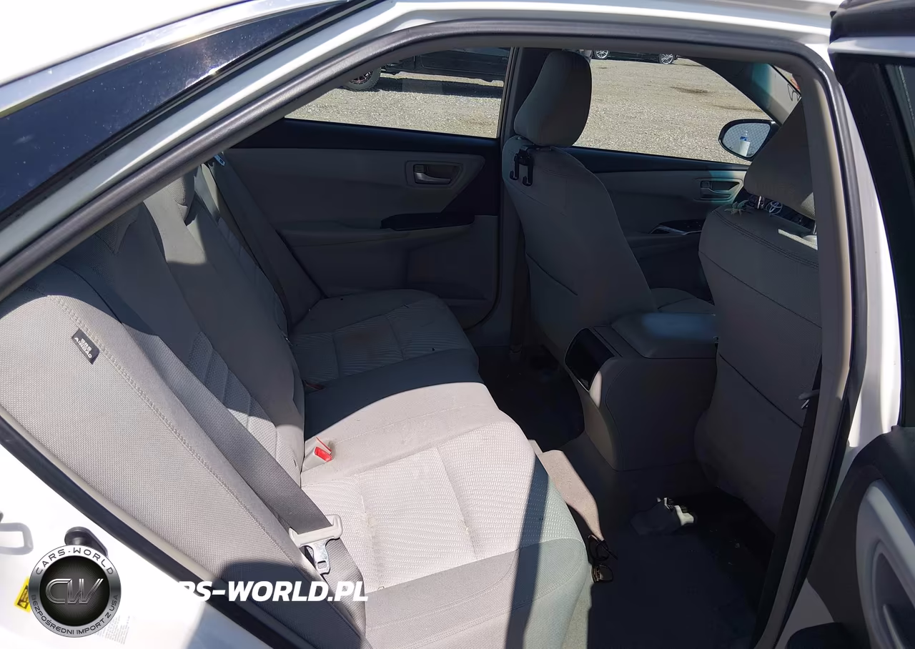 2015 Toyota Camry Le VIN:4T4BF1FK0FR462082 - 8