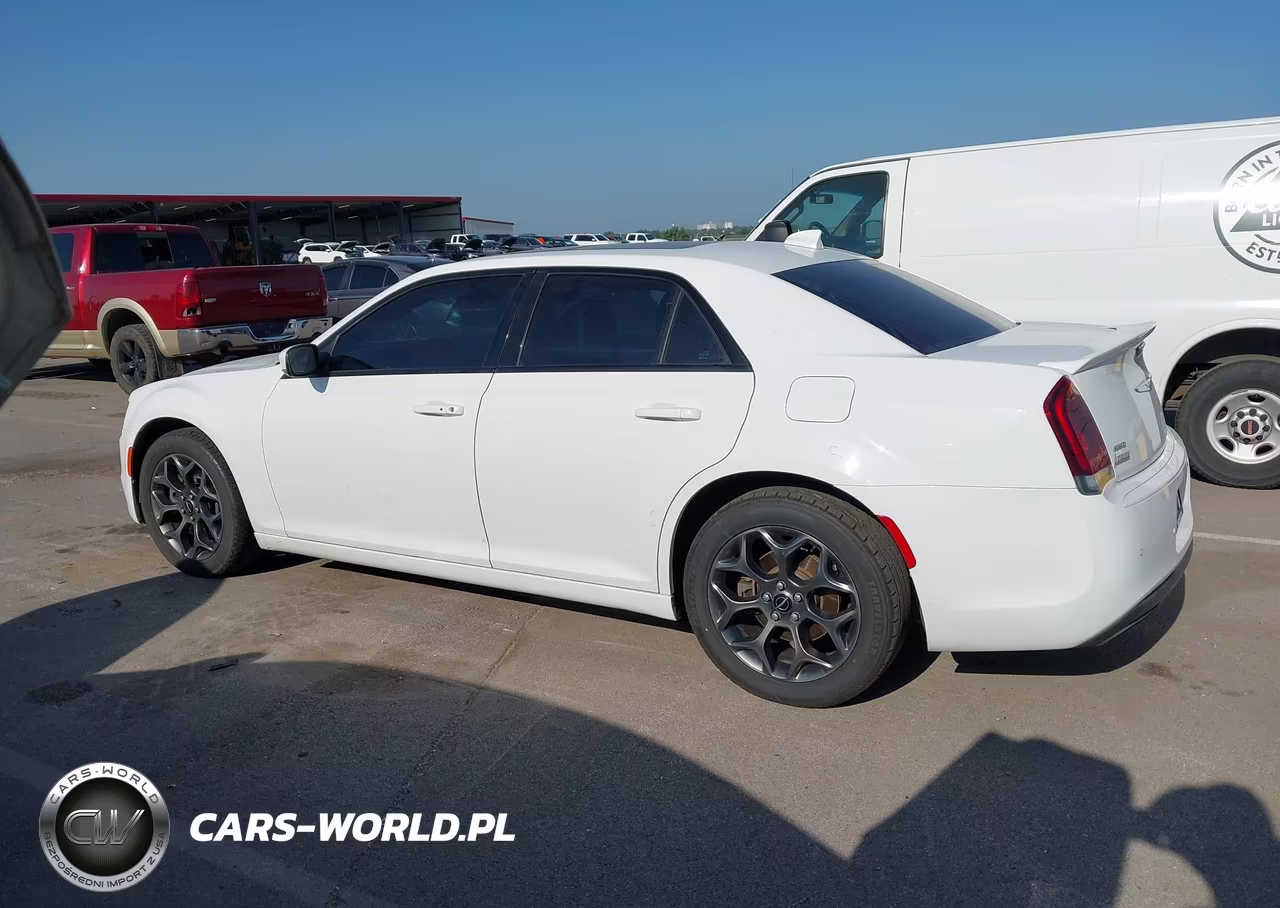 2018 Chrysler 300 300S Awd VIN:2C3CCAGGXJH181820 - 14