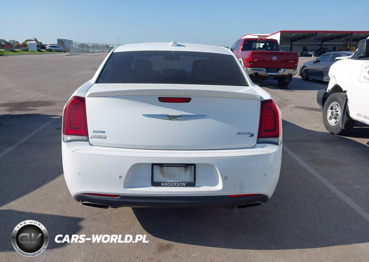 2018 Chrysler 300 300S Awd VIN:2C3CCAGGXJH181820 - 16