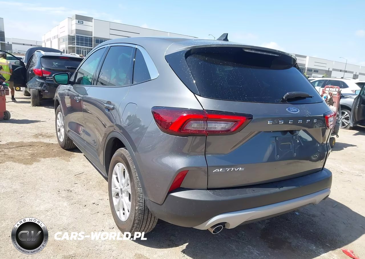 2023 Ford Escape Active VIN:1FMCU0GN7PUB09346 - 3