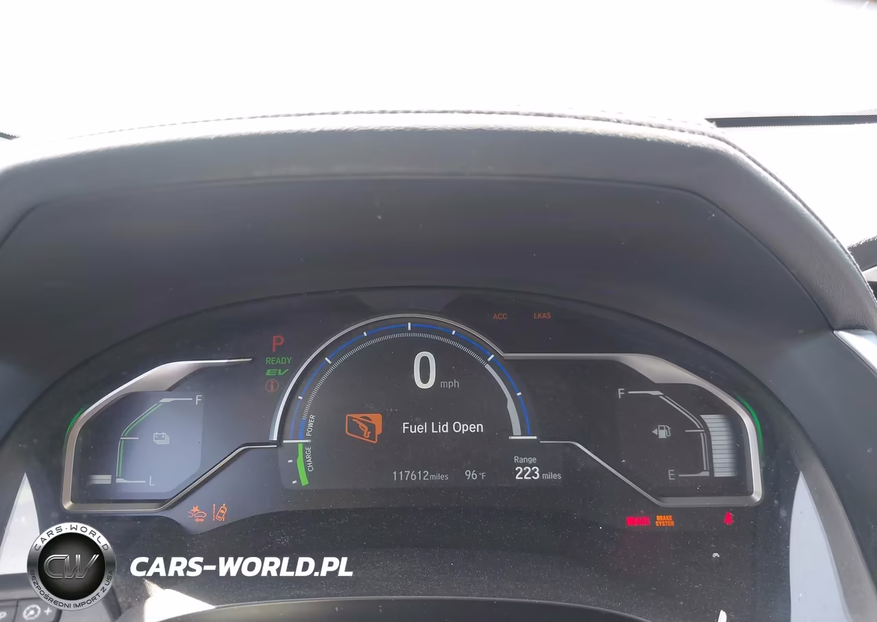 2018 Honda Clarity Plug-In Hybrid Touring VIN:JHMZC5F33JC004930 - 7