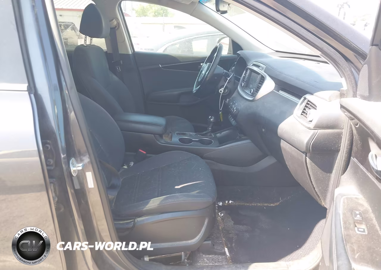 2018 Kia Sorento 2.4L Lx VIN:5XYPG4A32JG368024 - 5