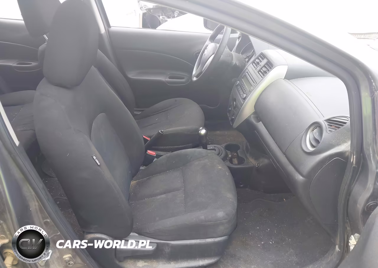 2018 Nissan Versa Note S VIN:3N1CE2CPXJL355476 - 5