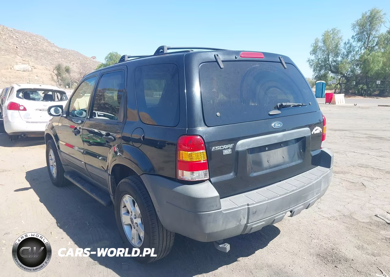 2005 Ford Escape Xlt VIN:1FMYU03155KB17026 - 3