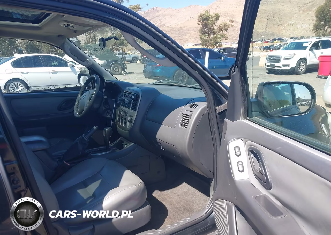 2005 Ford Escape Xlt VIN:1FMYU03155KB17026 - 5