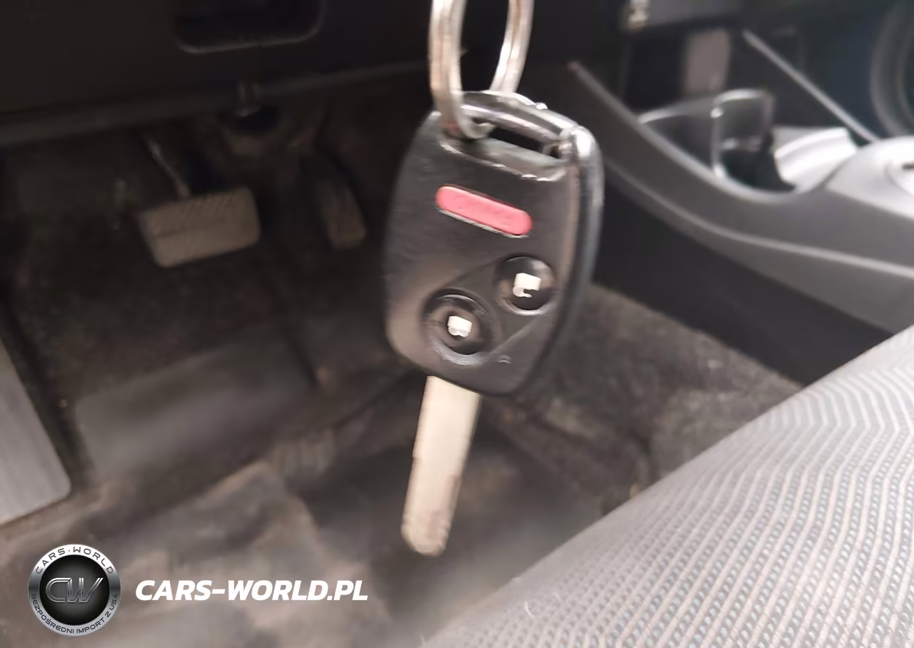 2010 Honda Fit Sport VIN:JHMGE8H48AC005113 - 11