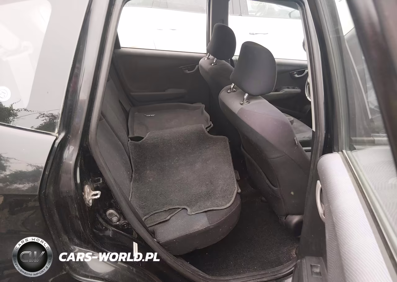 2010 Honda Fit Sport VIN:JHMGE8H48AC005113 - 8