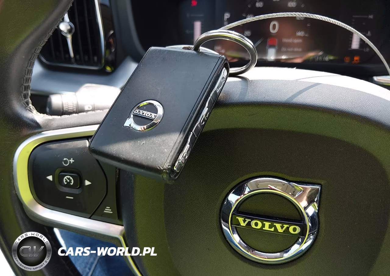 2019 Volvo Xc60 T5 Momentum VIN:LYV102RK0KB201441 - 11