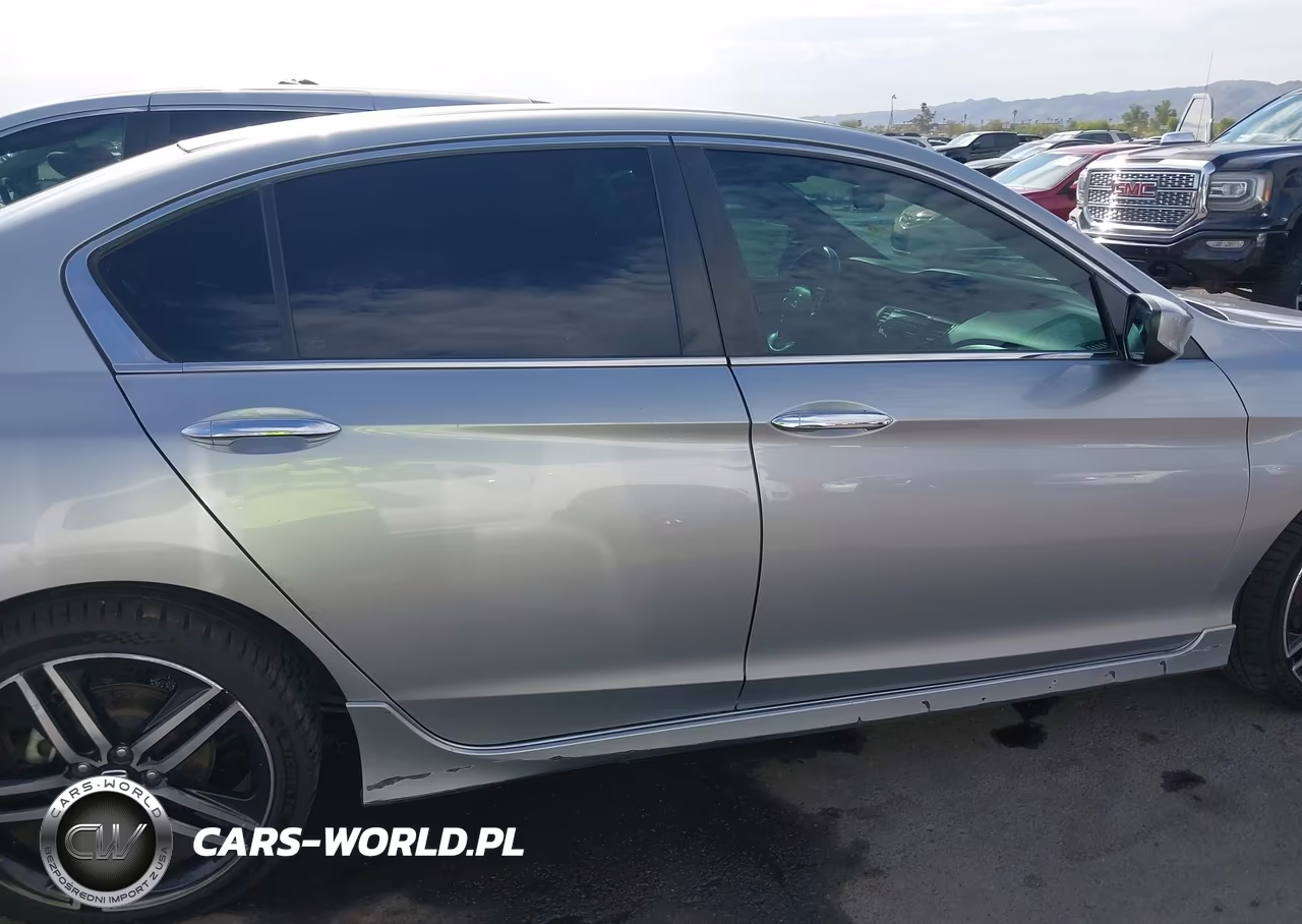 2016 Honda Accord Sport VIN:1HGCR2F57GA075625 - 13