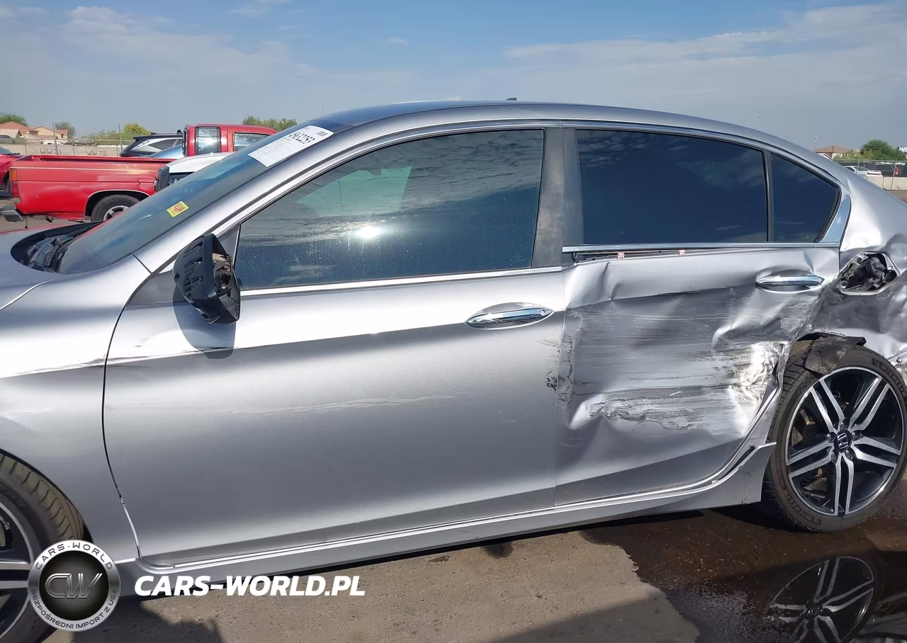 2016 Honda Accord Sport VIN:1HGCR2F57GA075625 - 14