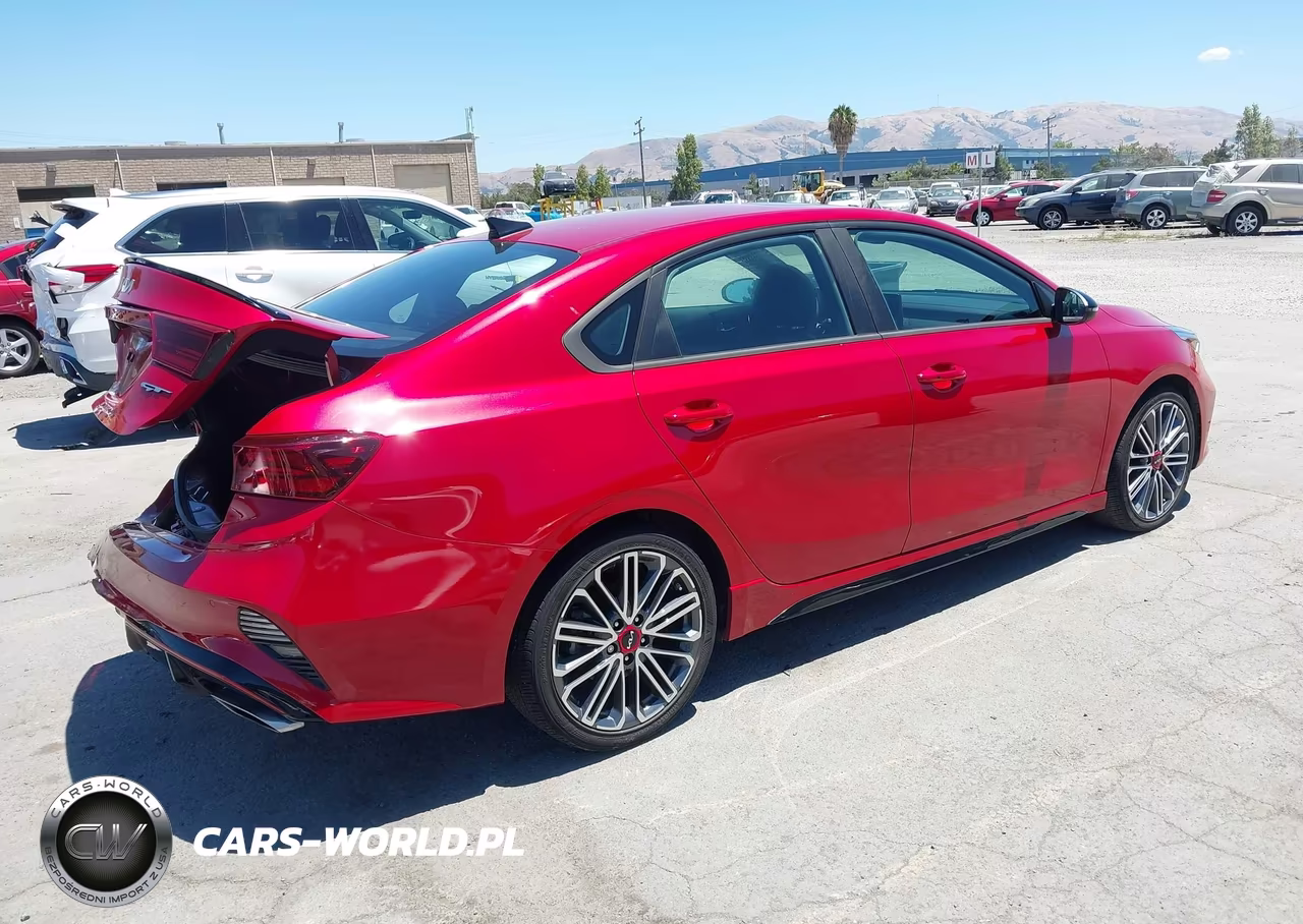 2023 Kia Forte Gt VIN:3KPF44AC9PE563452 - 4