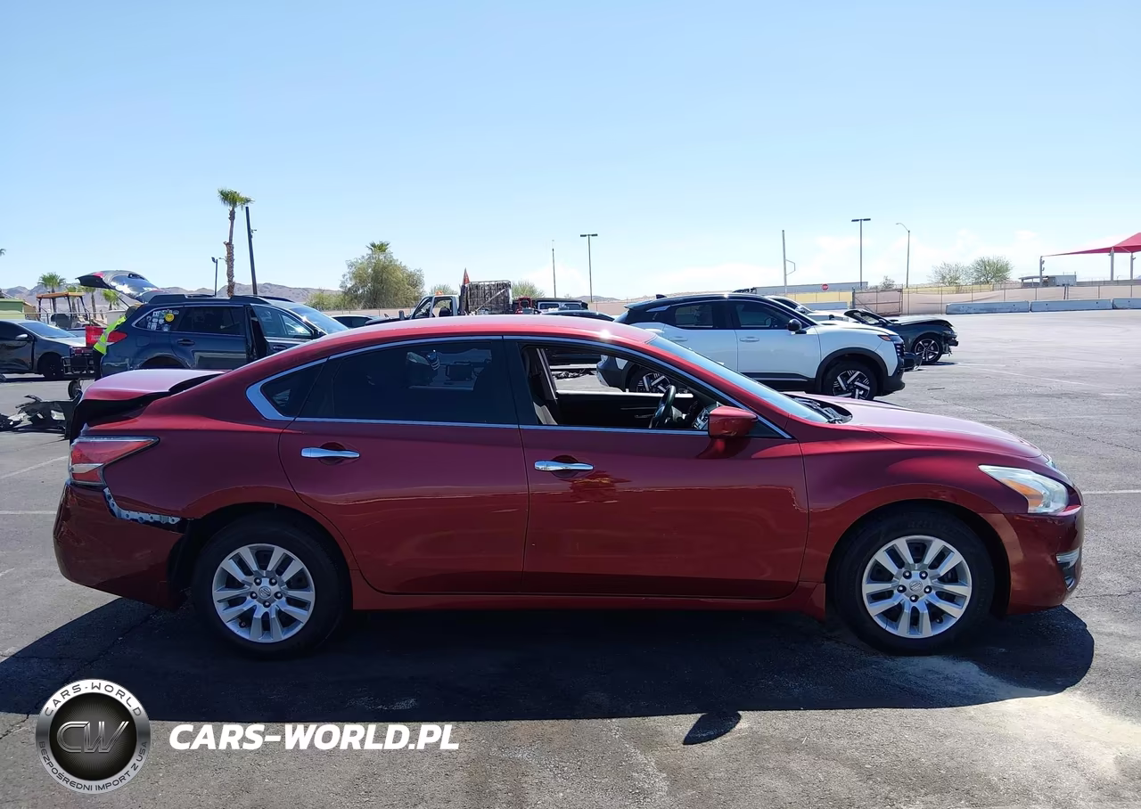2014 Nissan Altima 2.5 S VIN:1N4AL3AP7EN210667 - 14
