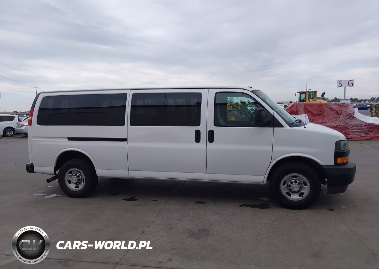 2018 Chevrolet Express 3500 Ls VIN:1GAZGNFG8J1274510 - 13