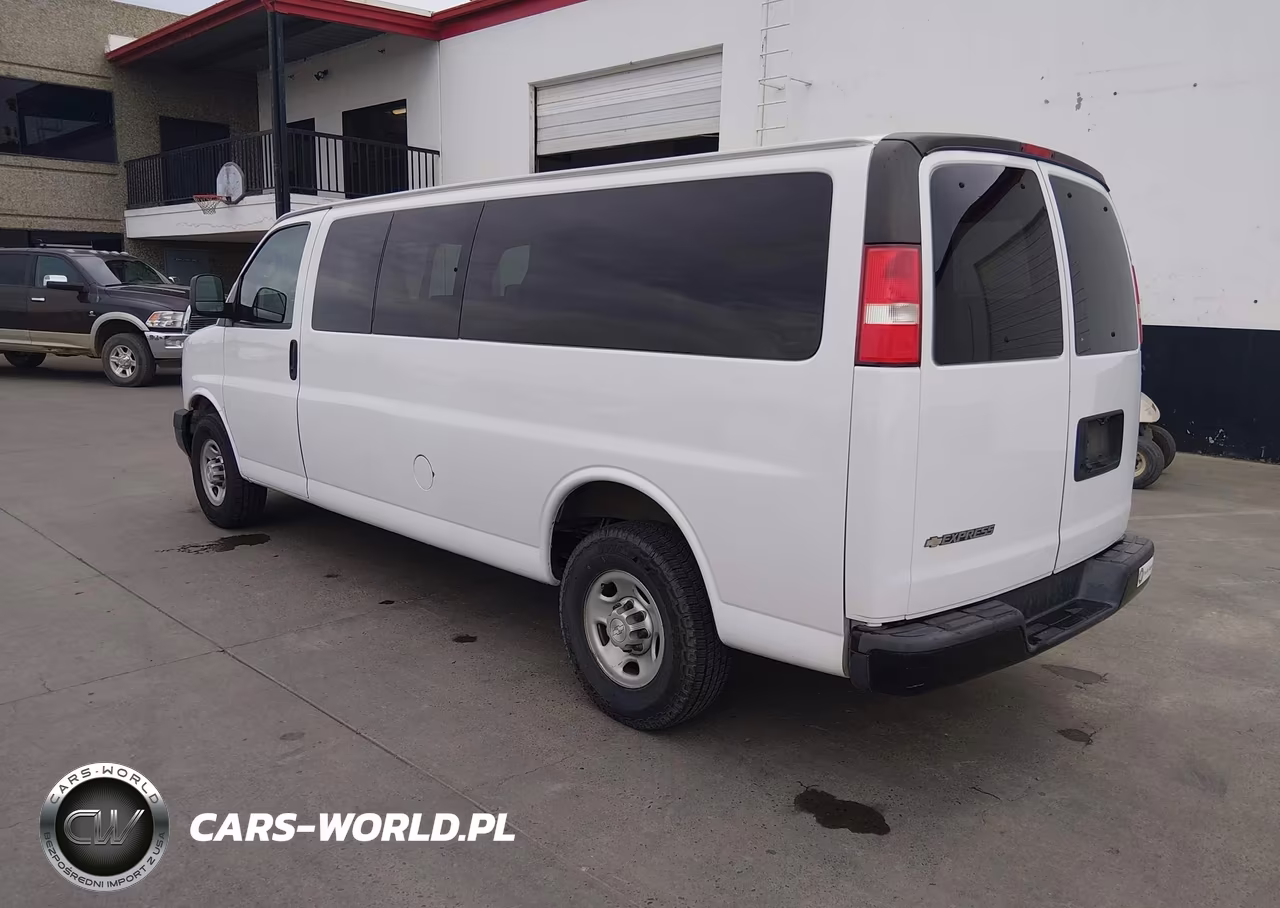 2018 Chevrolet Express 3500 Ls VIN:1GAZGNFG8J1274510 - 3