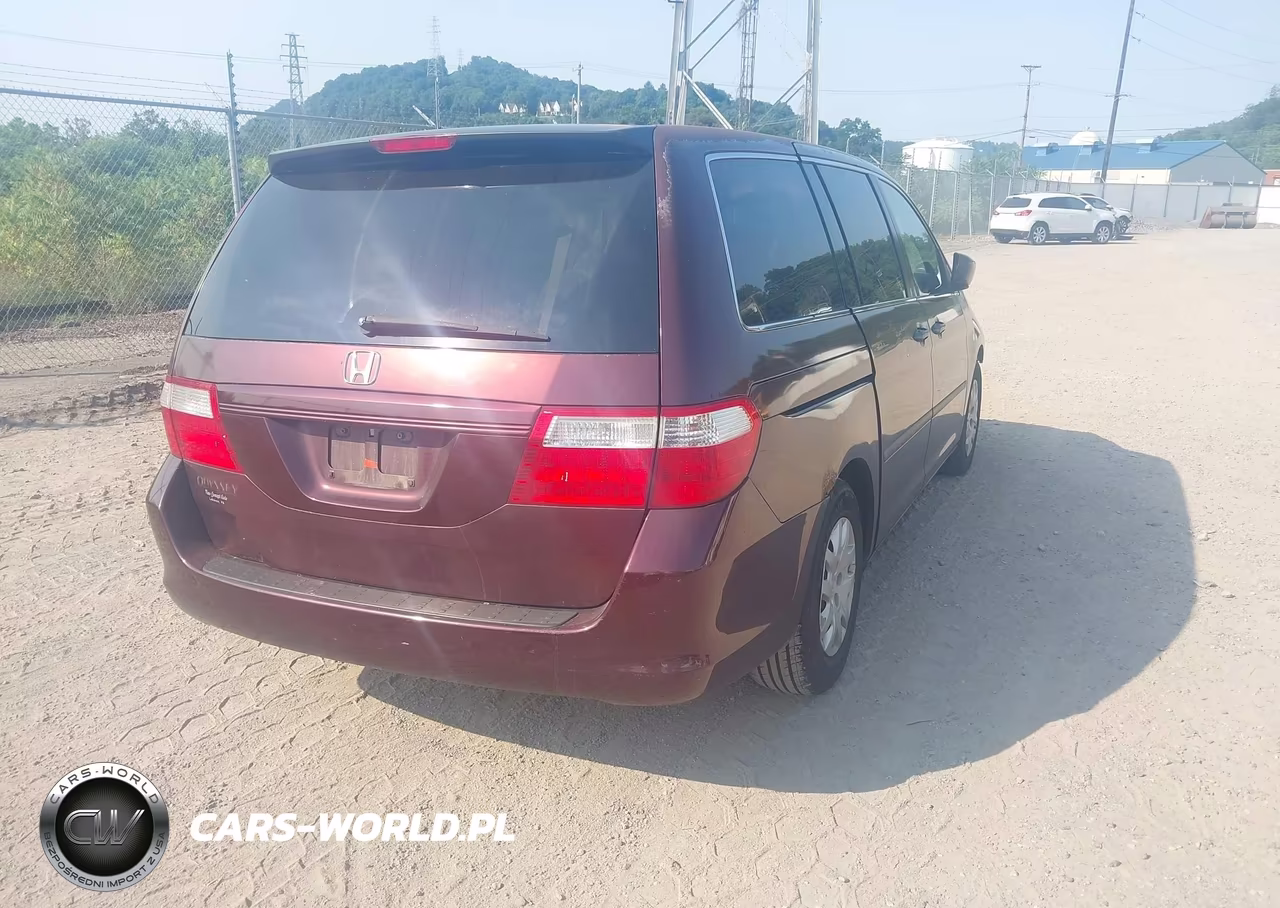 2007 Honda Odyssey Lx VIN:5FNRL38297B106044 - 4