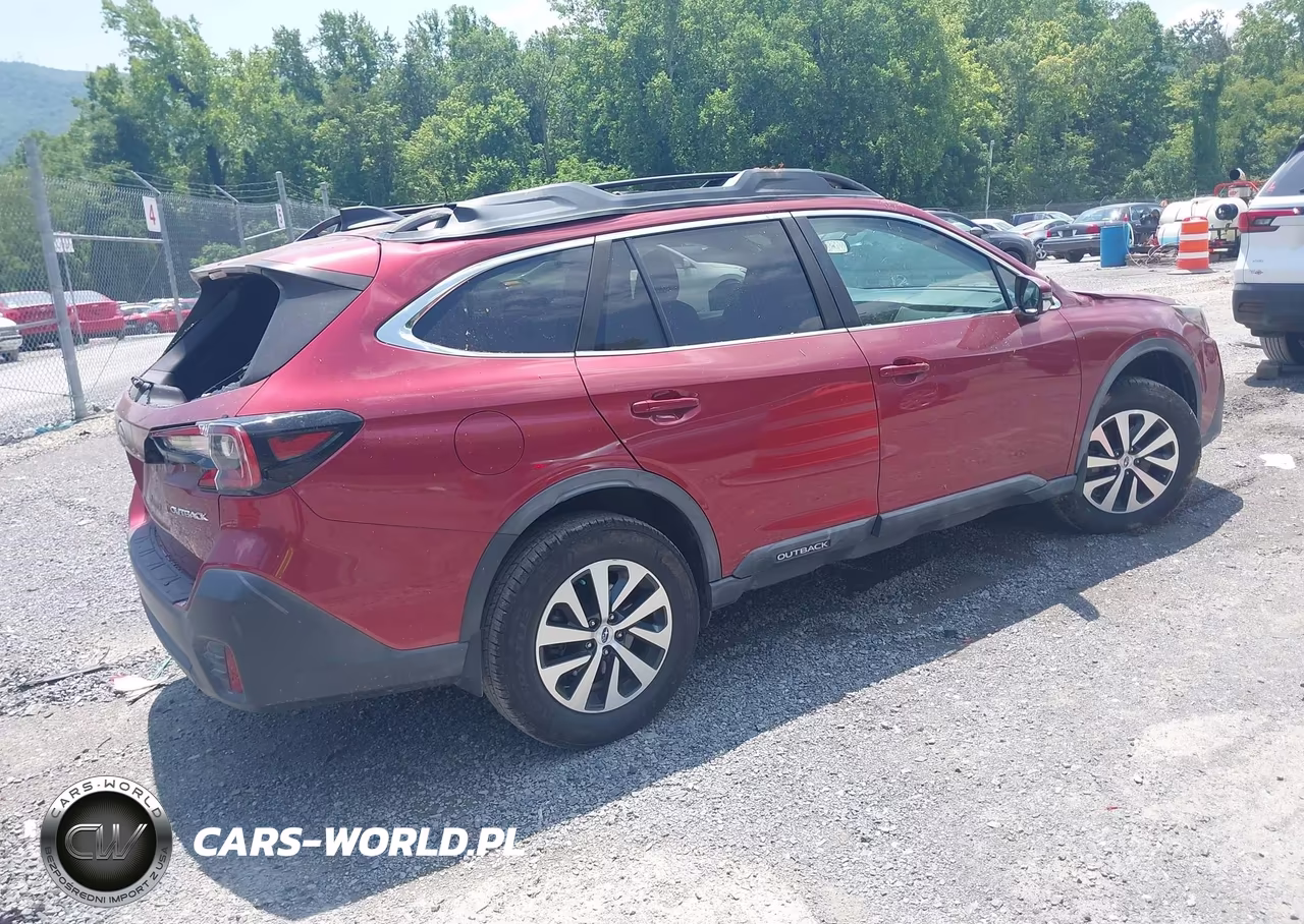 2020 Subaru Outback Premium VIN:4S4BTACCXL3112105 - 4