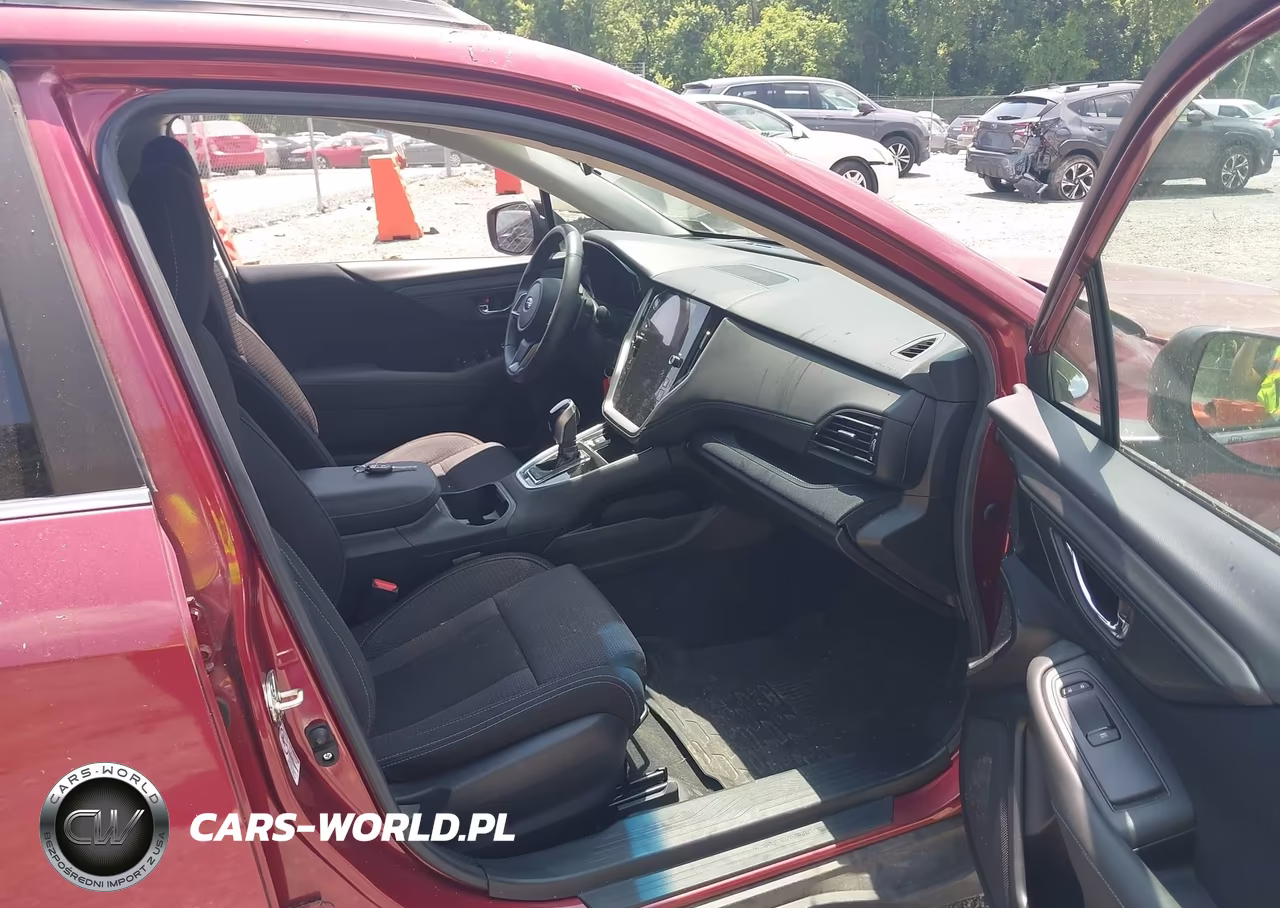 2020 Subaru Outback Premium VIN:4S4BTACCXL3112105 - 5