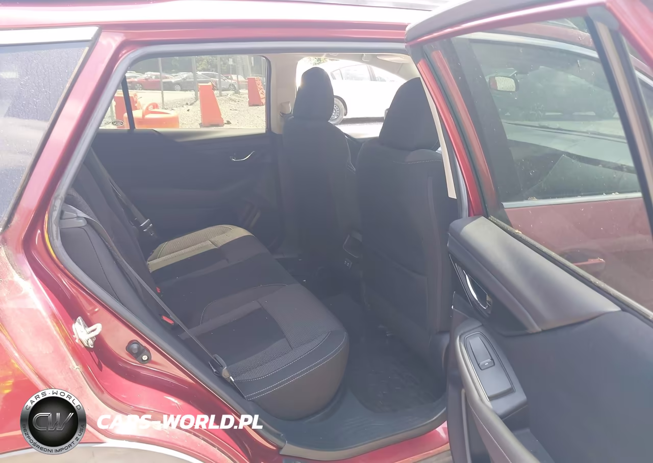 2020 Subaru Outback Premium VIN:4S4BTACCXL3112105 - 8