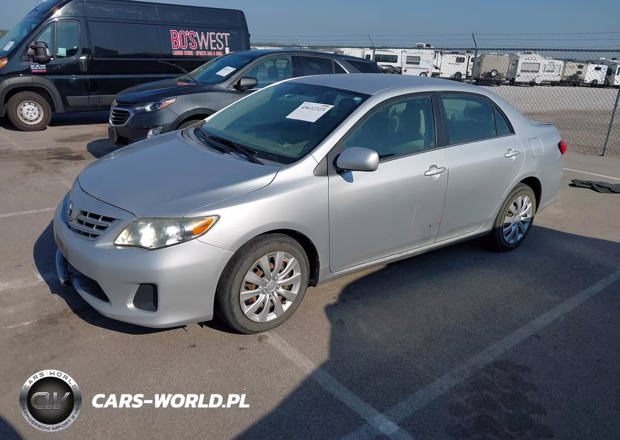 2013 Toyota Corolla Le VIN:5YFBU4EE4DP075272 - 2