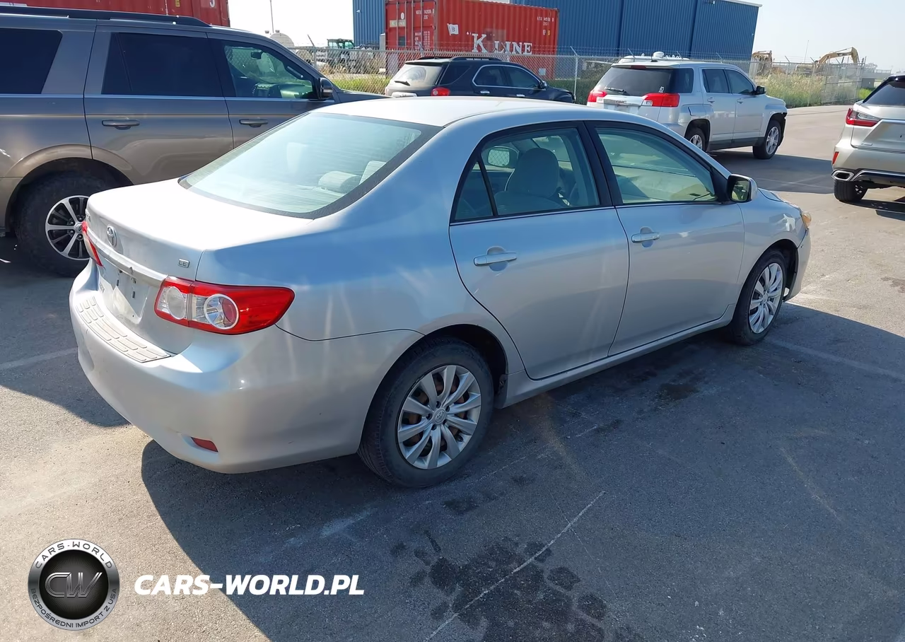 2013 Toyota Corolla Le VIN:5YFBU4EE4DP075272 - 4
