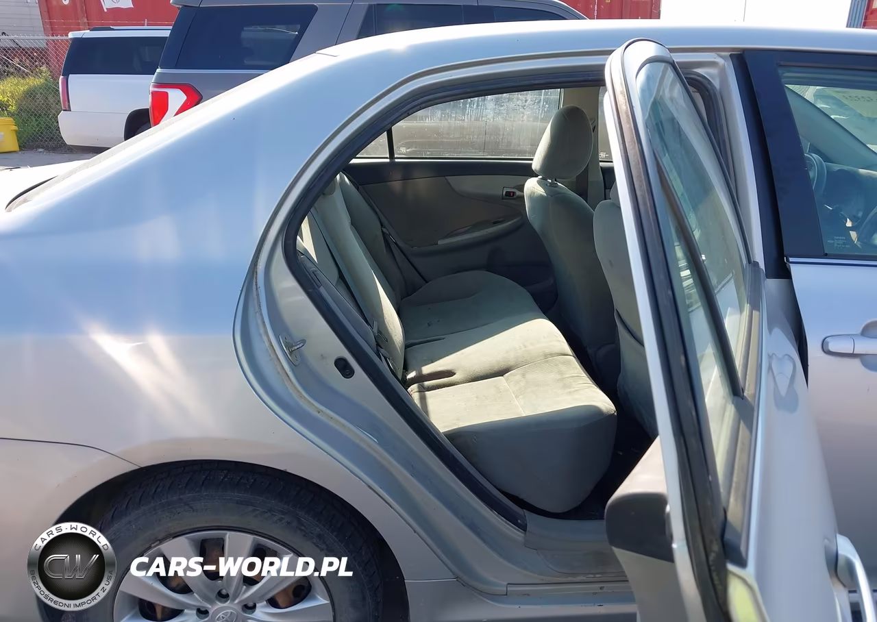 2013 Toyota Corolla Le VIN:5YFBU4EE4DP075272 - 8