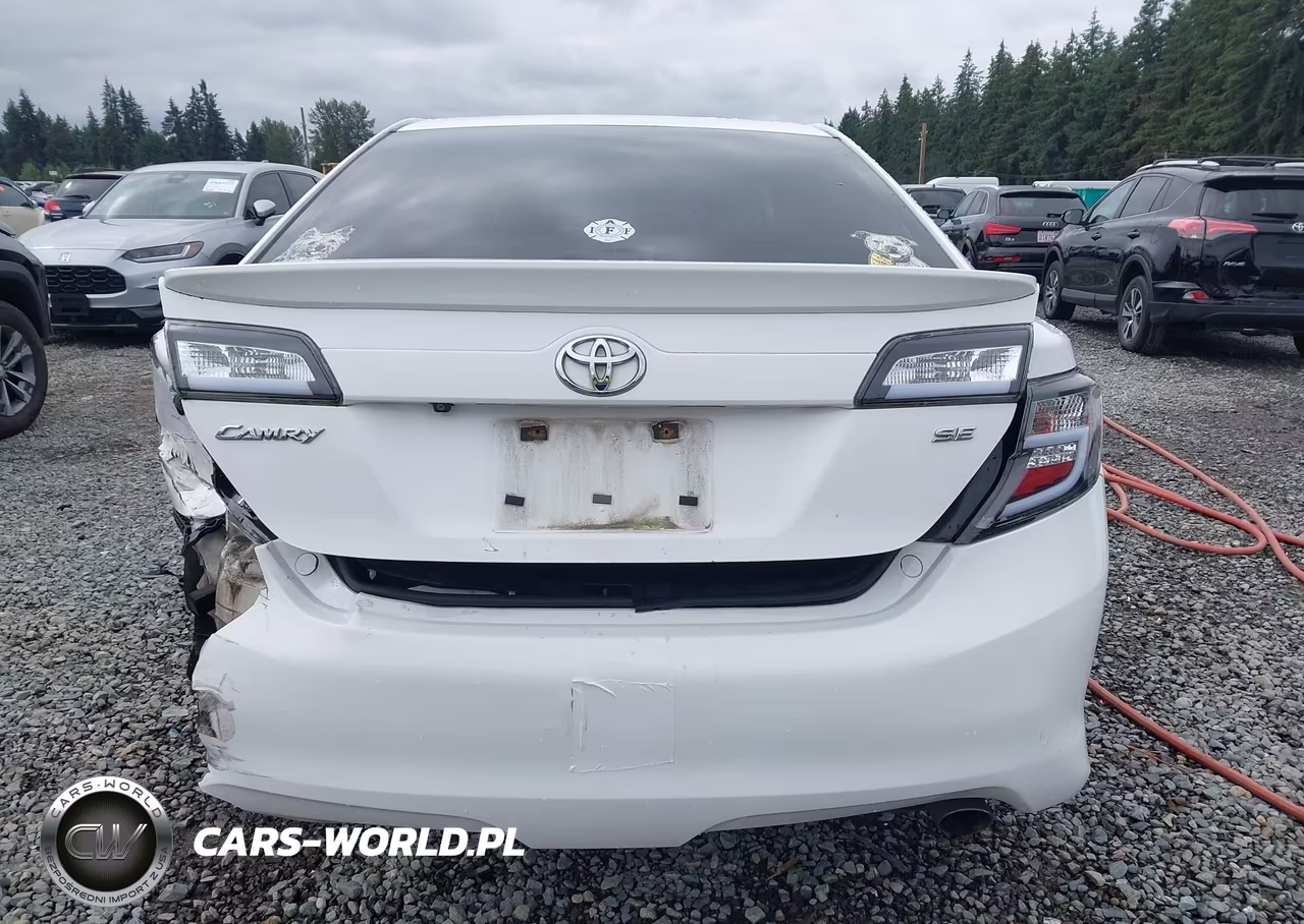 2014 Toyota Camry Se VIN:4T1BF1FK3EU401544 - 17