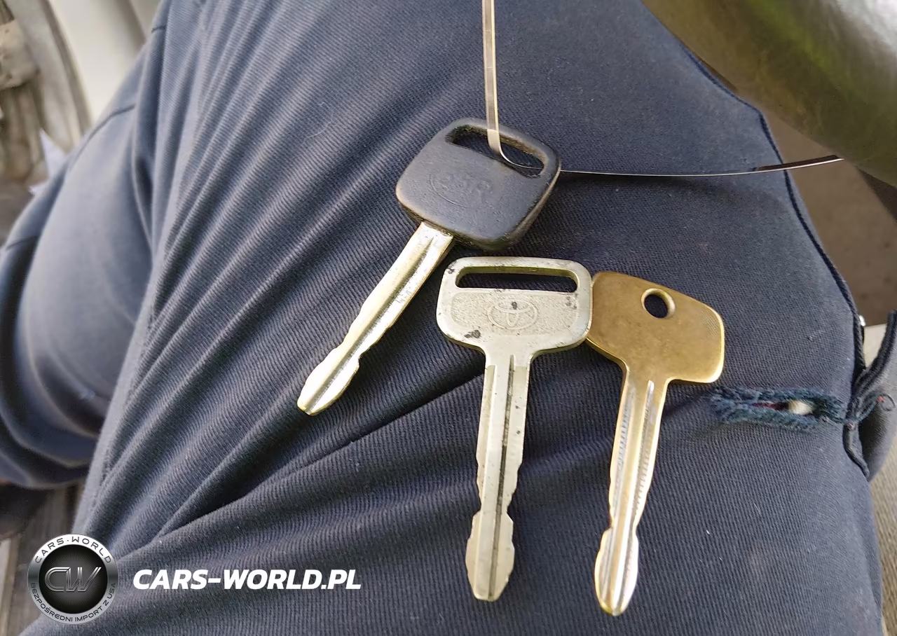 1997 Toyota Camry Le V6 VIN:4T1BF22K8VU011051 - 11