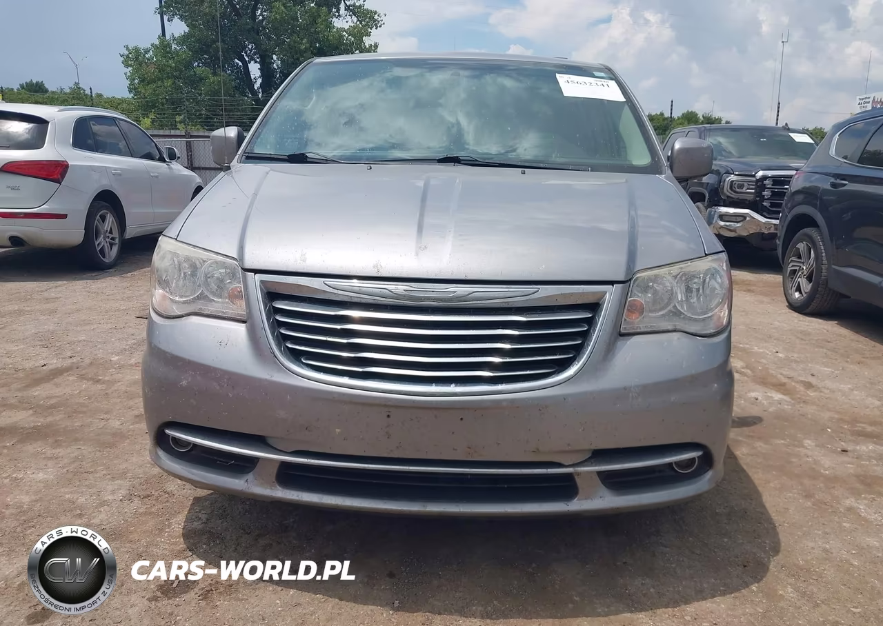 2016 Chrysler Town & Country Touring VIN:2C4RC1BG4GR296087 - 12