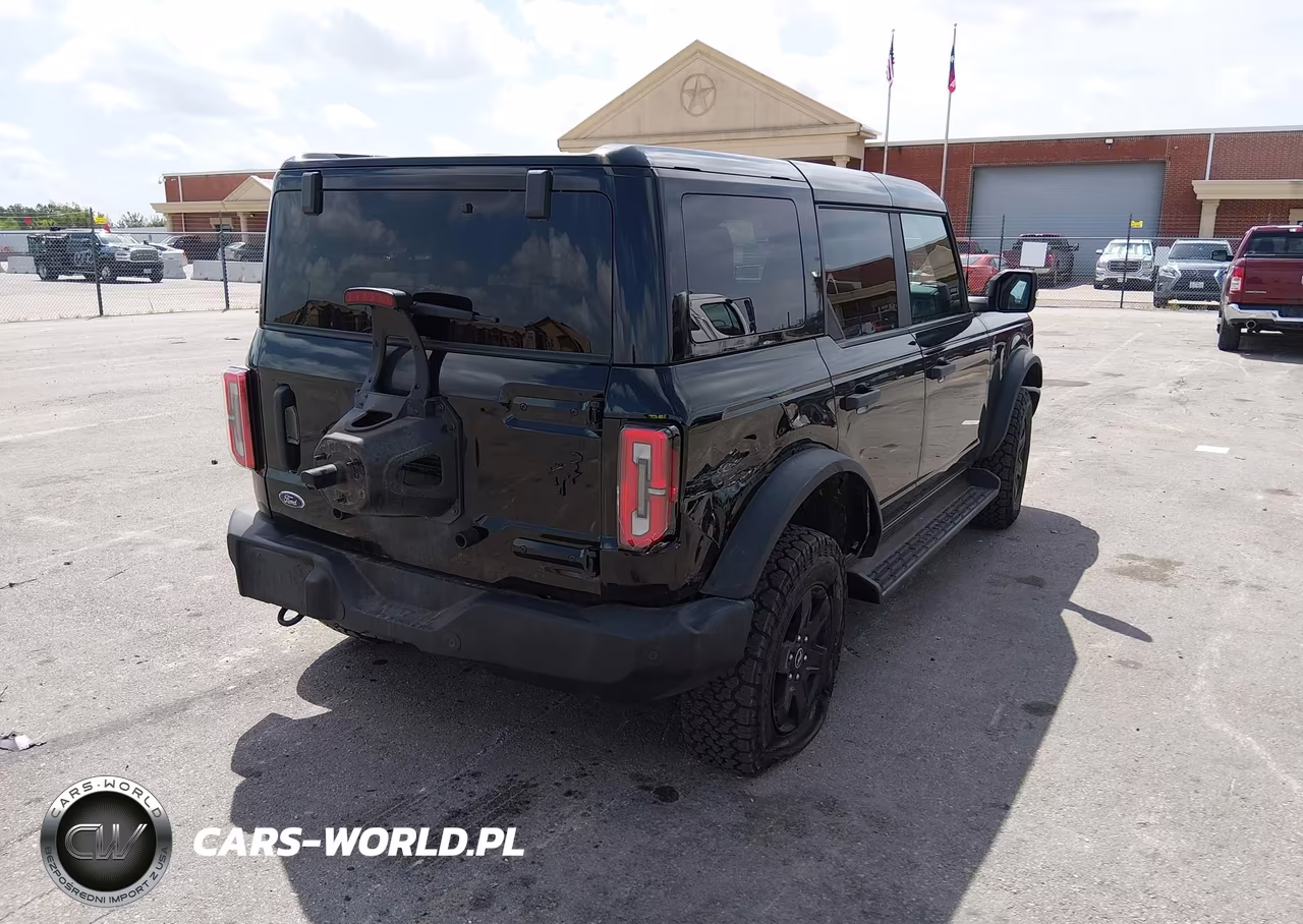 2025 Ford Bronco Outer Banks VIN:1FMDE8BH2SLB08489 - 4