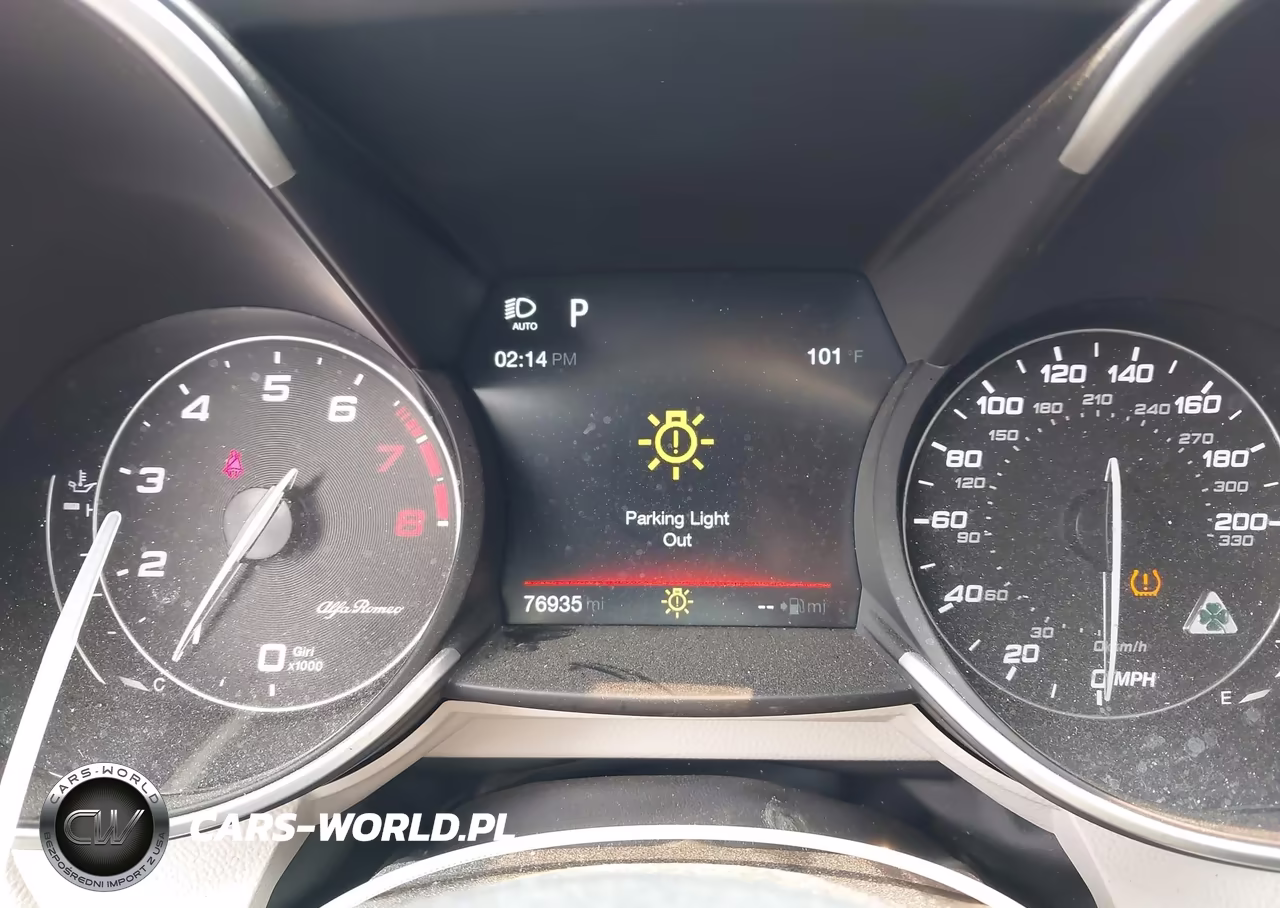 2017 Alfa Romeo Giulia Quadrifoglio Quadrifoglio VIN:ZARFAEAV2H7544927 - 7