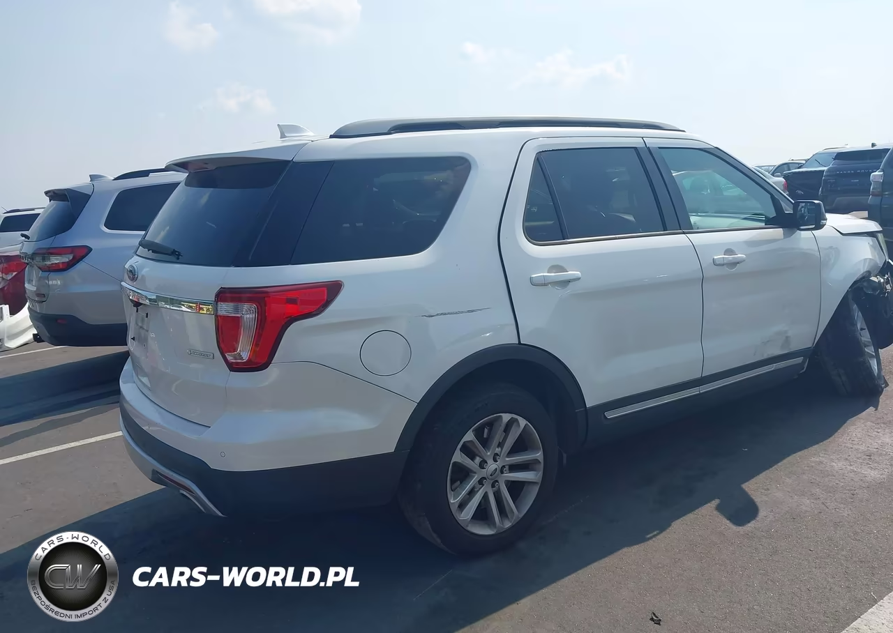 2016 Ford Explorer Xlt VIN:1FM5K7DH7GGD25105 - 4