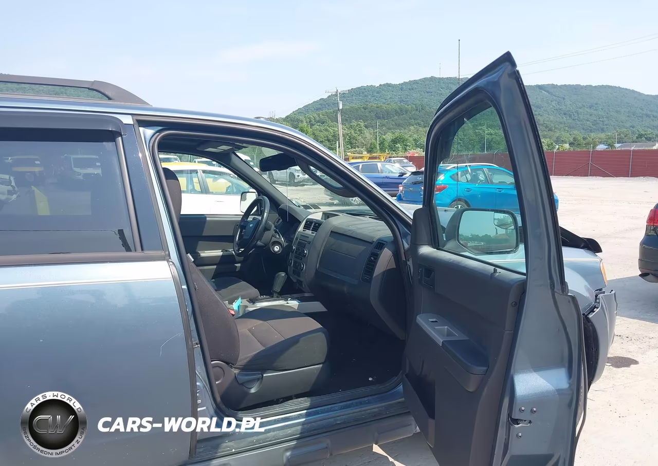 2011 Ford Escape Xlt VIN:1FMCU9D71BKB45015 - 5