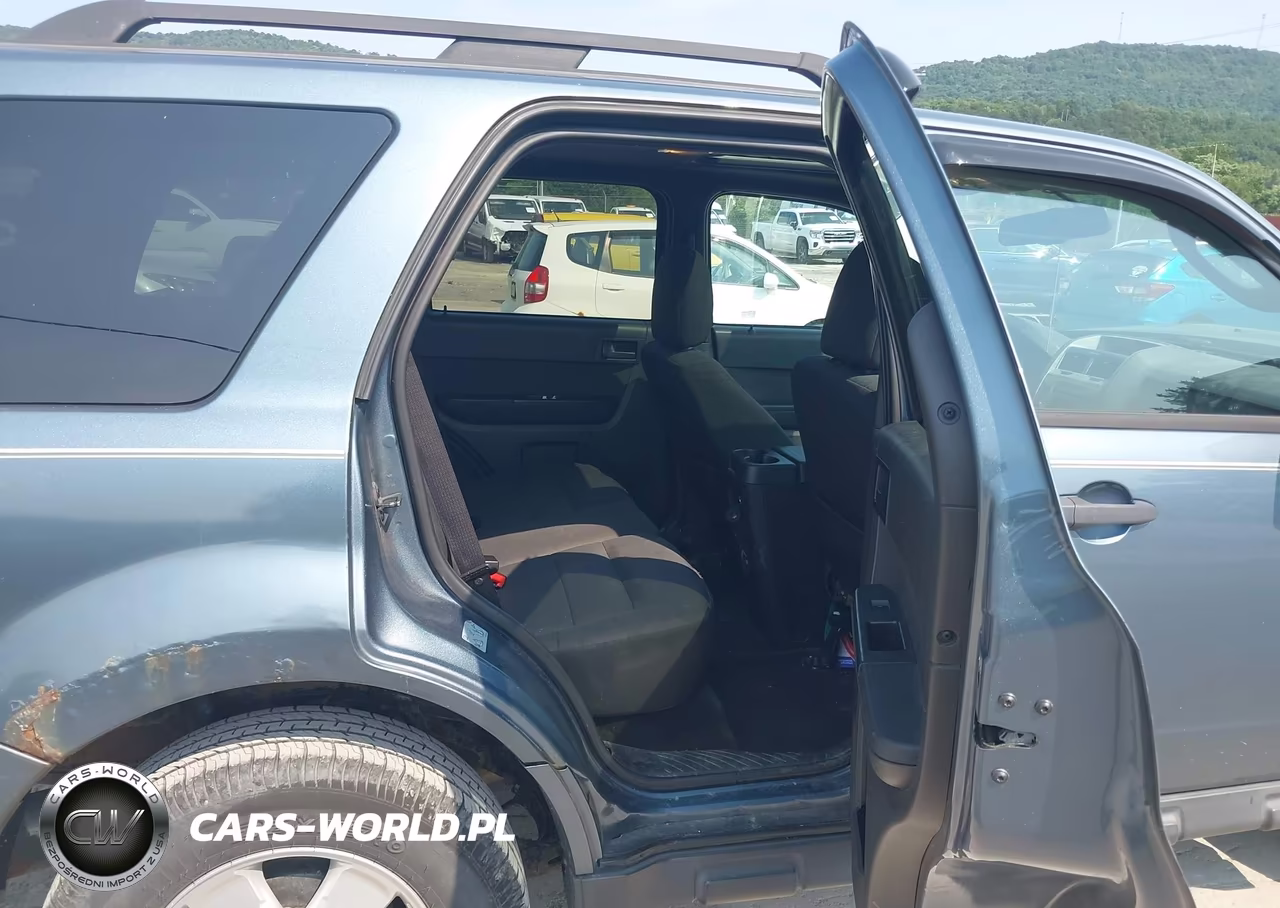 2011 Ford Escape Xlt VIN:1FMCU9D71BKB45015 - 8