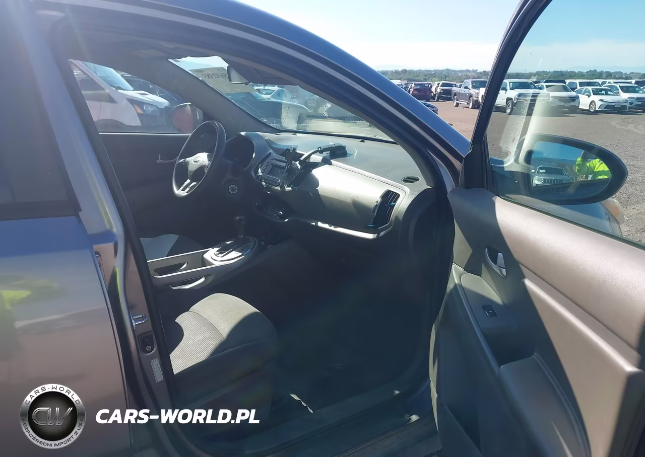 2016 Kia Sportage Lx VIN:KNDPBCAC8G7864086 - 5