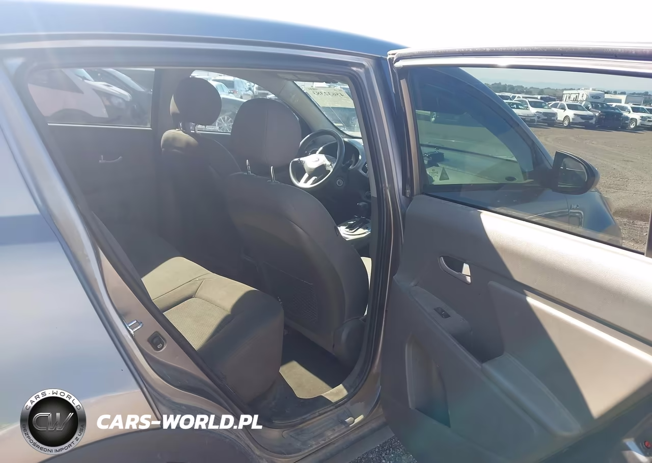 2016 Kia Sportage Lx VIN:KNDPBCAC8G7864086 - 8