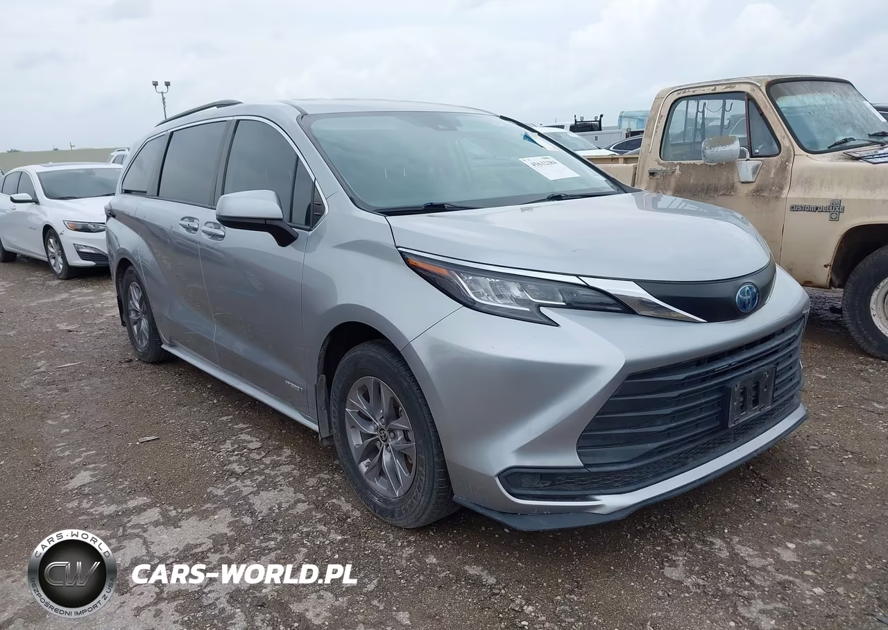 2021 Toyota Sienna Le