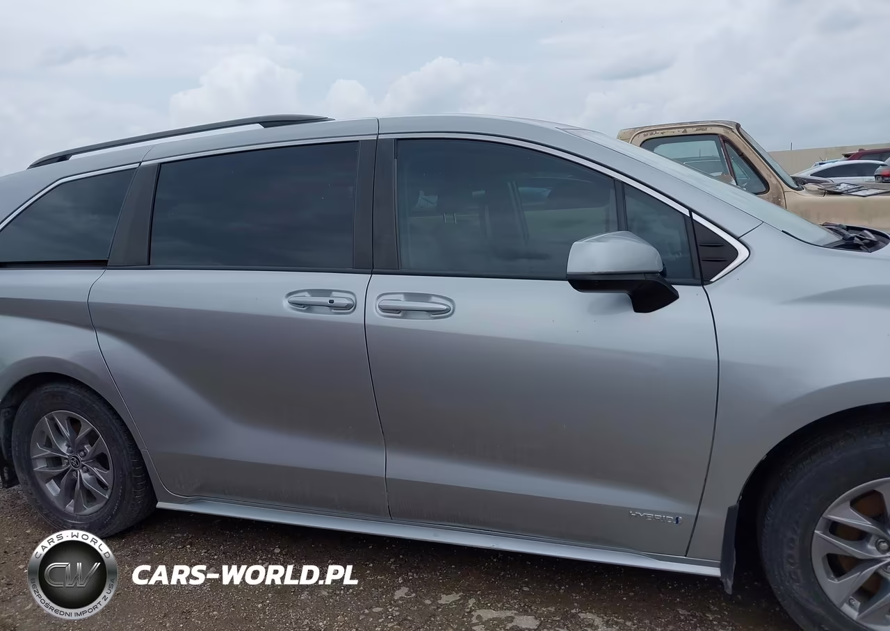 2021 Toyota Sienna Le VIN:5TDKRKEC8MS052962 - 17